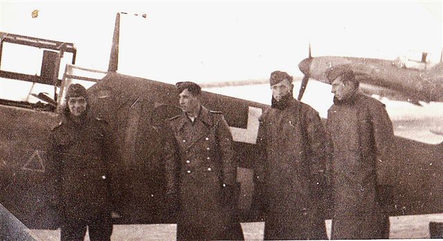 Poldi second from left on the airfield at Katwyik, Feb. 14, 1942