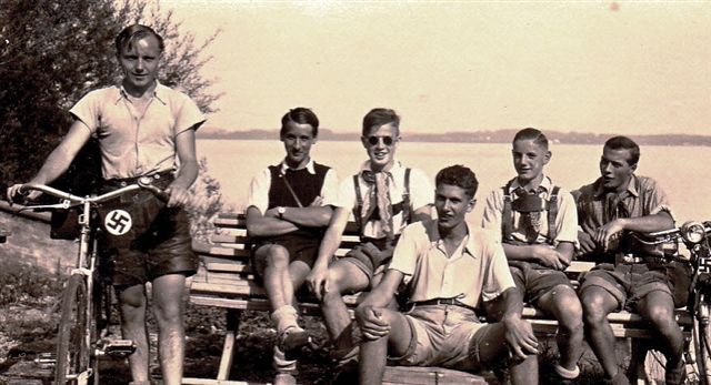 Traveling group assembled at the Chiemsee