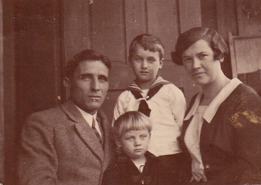 family_1928