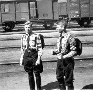 Leopold Wenger (right) and Gilbert Geisendorfer in their Hitlerjugend uniforms
