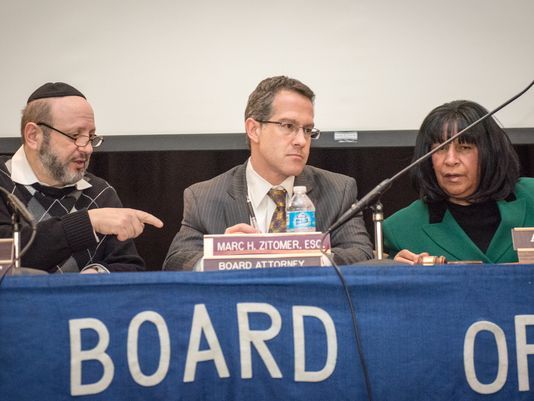 The dysfunctional Lakewood School Board 