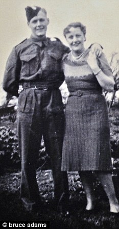 Denis Avey with his sister Winifred in 1940, before going off to war.