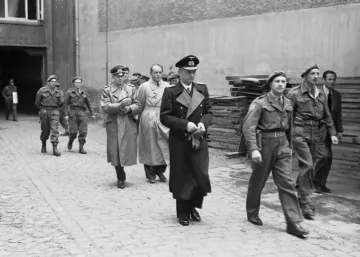 Photo of the arrest of the Flensburg Goverment on May 23, 1945