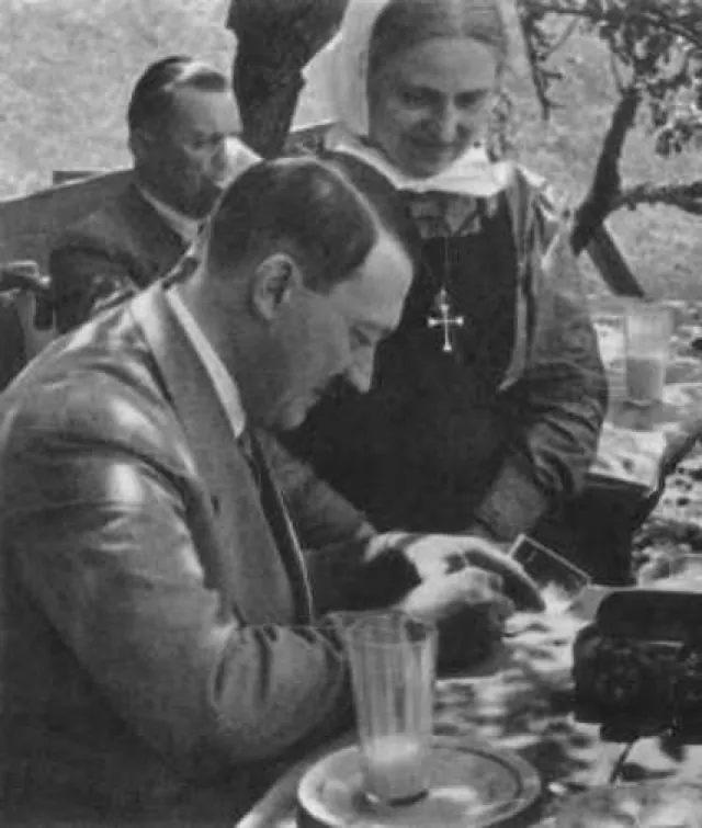 Hitler giving signature