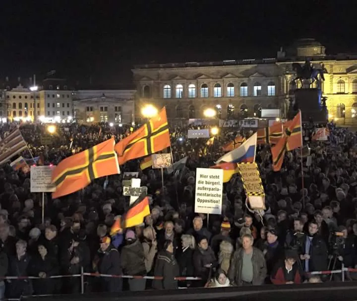 Another huge crowd at the Theater Square on Nov. 9, 2015