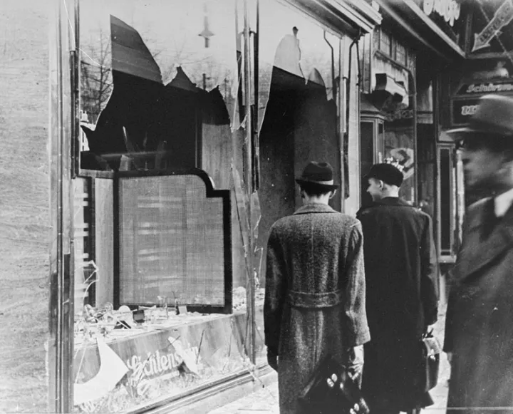 Aftermath of Kristallnacht